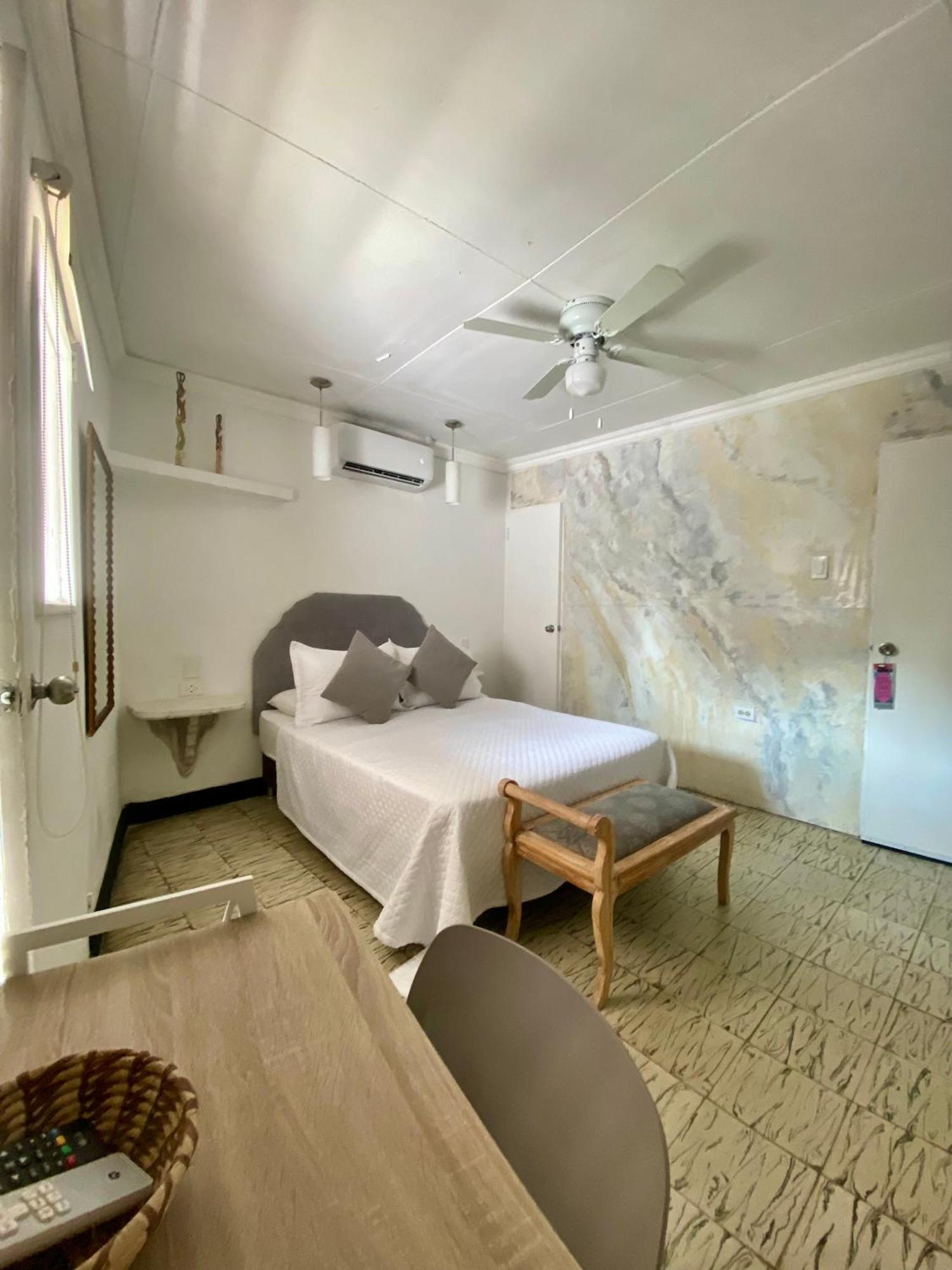 巴尔肯斯贝内西亚住宿加早餐旅馆 Cartagena 外观 照片